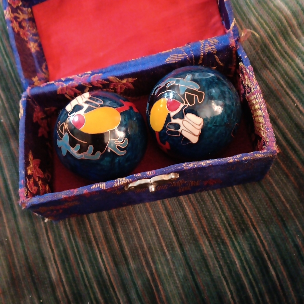 Charming Blue Baoding Balls with Box - Picture 3 of 7